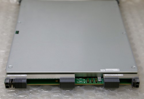 JUNIPER MS-MPC-128G-C - 2-Port 128G Multi Service MPC for MX Series Routers - Afbeelding 4 van 4