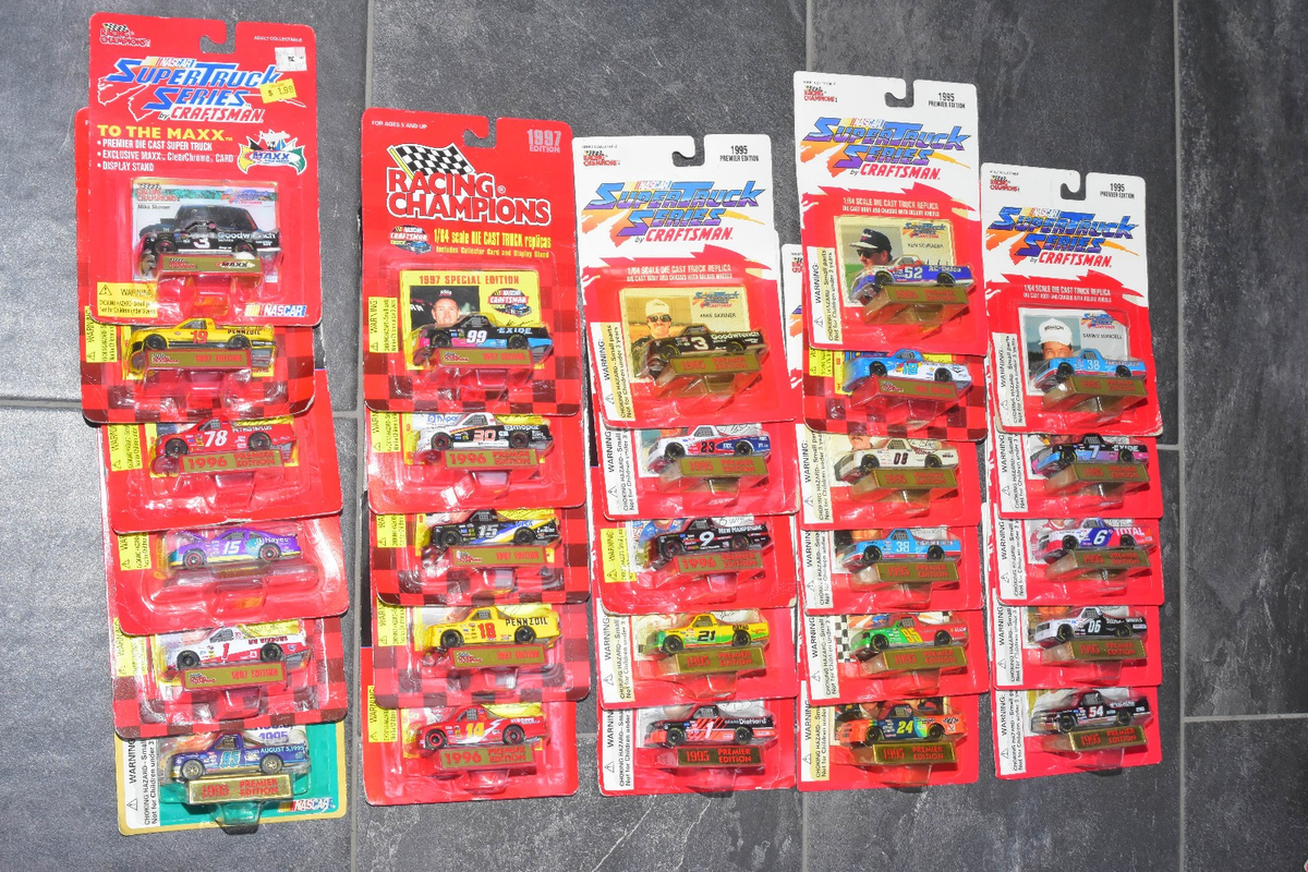 NASCAR Pick up Trucks Craftsman Truck series SuperTrucks 1/64