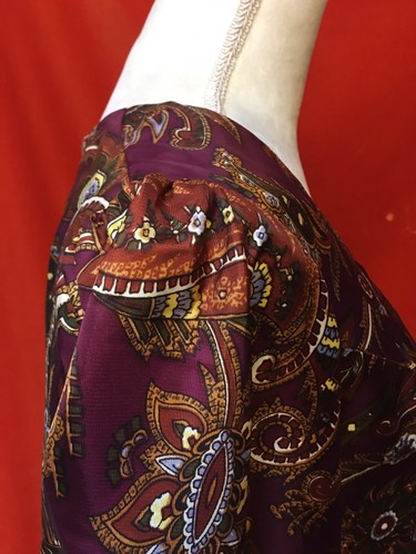 Vtg 70s Young Victorian by Arpeja flared sleeve mini dress burgundy paisley s-m - Picture 4 of 10
