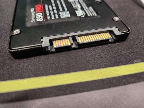 Samsung MZ-7KE1T0 1 TB,Internal,2.5 inch Solid State Drive - Afbeelding 3 van 3