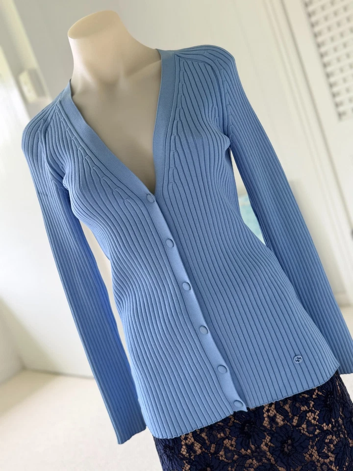 Cárdigan ajustado acanalado azul Gucci para mujer cuello en V abotonado - muy buena talla S Foto 2 de 4