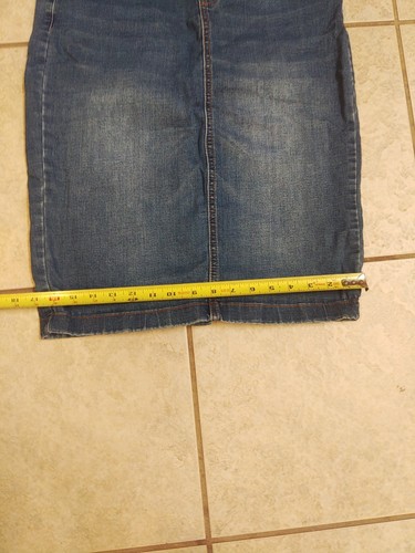 New Direction Blue Jean Skirt for Women Size Medium With Stretch Waist - Picture 18 of 19