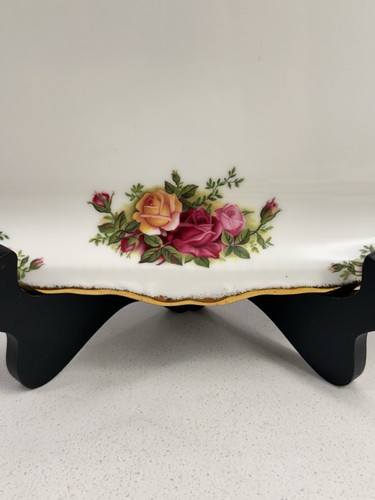 Royal Albert Old Country Roses Sandwich Tray - Picture 4 of 10