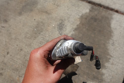 2017-2019 VESPA SPRINT 150 REAR RIGHT TURN SIGNAL LIGHT BULB INDICATOR - Picture 3 of 5