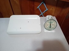 Vintage American Family Nursery Scale 30 Lb Baby Weigh Cute Teddy Bear Graphic
