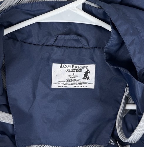 Disney Themenparks Cast Members Exclusive Collection Kapuzenjacke blau Small - Bild 4 von 6