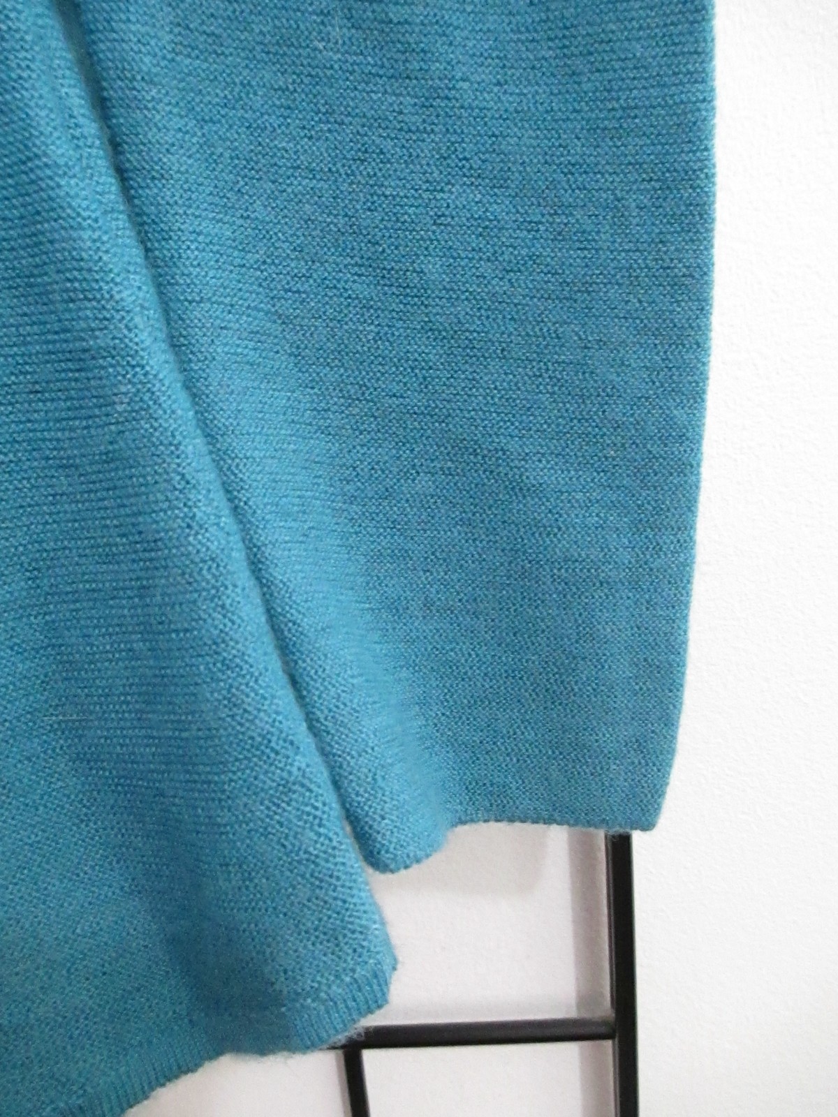 Picture 4 of 8