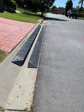 Rubber Car Ramps for Driveway Kerbs 