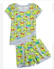 NWT Justice Girls Emoji Pajama 2 Piece Shorts Set PJ Matching Top  Bottom 6/7