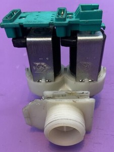 Original Bosch WAE24167GB Waschmaschine Wassereinlassventil 9000533540