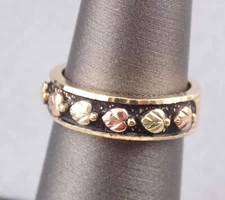 Sz 4.75, 10K Tri-Color Black Hills Gold Ring 3.0g, Antiqued, Leaves, Coleman CCO