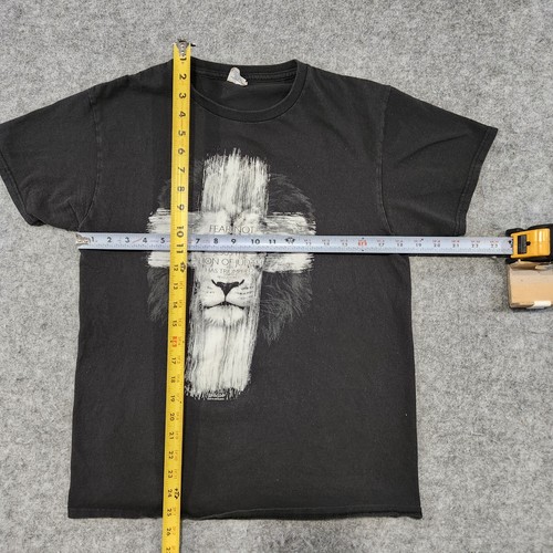 VTG Jesus Bible Quote Kerusso Mens S Small? Lion Cross Black Graphic T Shirt - Picture 9 of 11