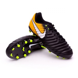 nike tiempo ligera fg