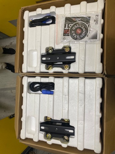 Chauvet Intimidators Hybrids 140sr, pair, boxed, opened not used. Beam/Spot/Wash - Picture 2 of 4