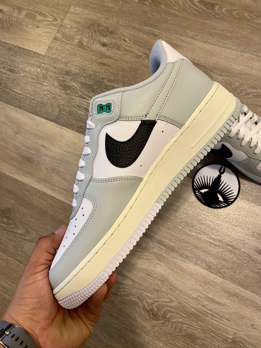 Nike Air Force 1 07 LV8 'Split Light Silver' White Black Nike Air Force 1 07 LV8 'Split Light Silver' White Black