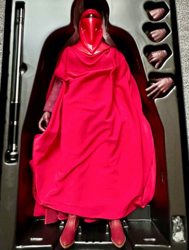 Hot Toys 1/6 Scale Star Wars ROTJ Royal Guard MMS469 ANS SHIPPER - Picture 2 of 3