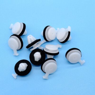 20X For Some Land Rover Discovery LR3 4 Wind Shield A Pillar Trim Clips LR034389