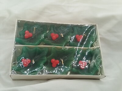 HOLLY BERRY FLOATING CANDLES VINTAGE NEW SEALED SCENTED SKI INDUSTRIES CHRISTMAS