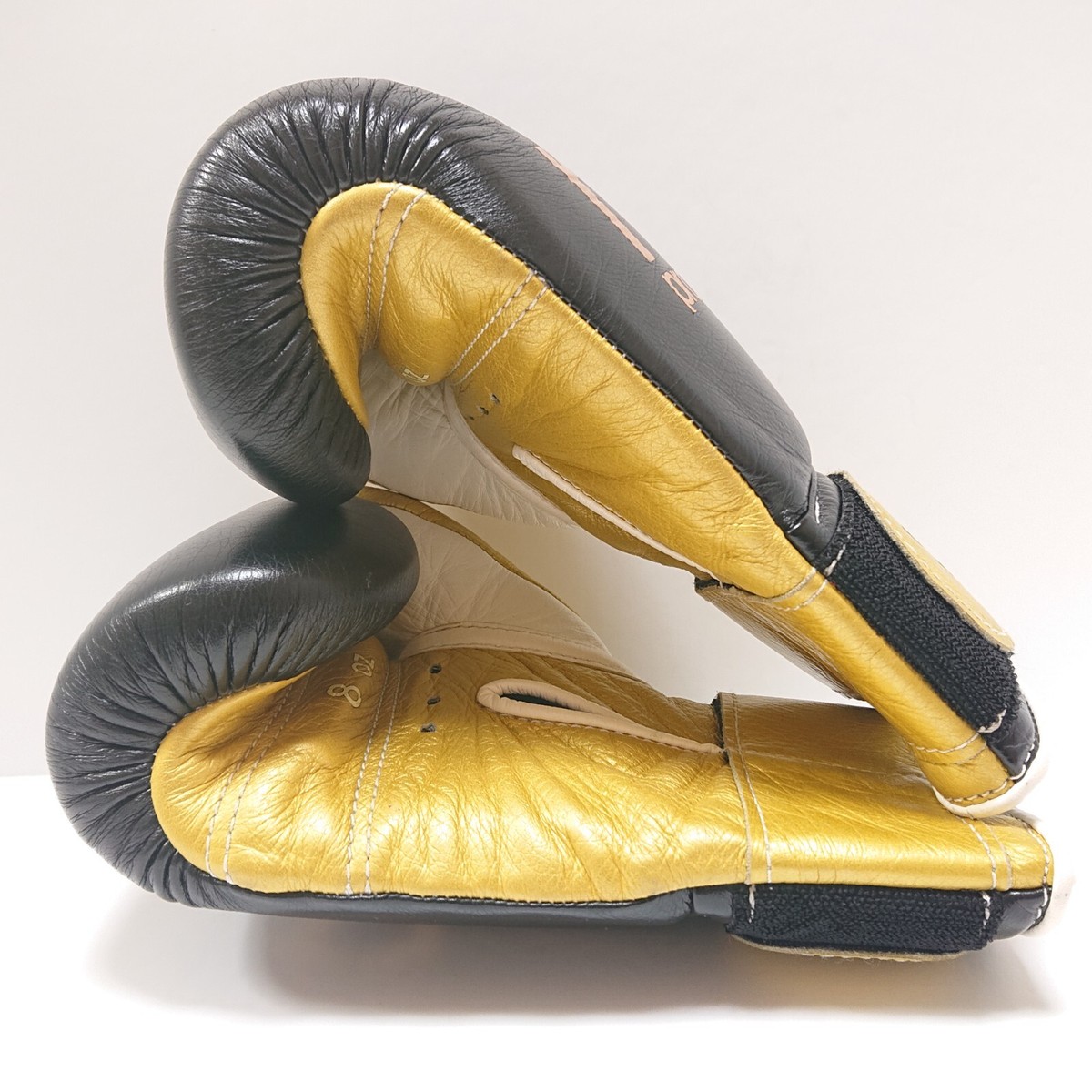 Winning×rsc Boxing Gloves 8oz Black/Gold CO-MS-200B Magic