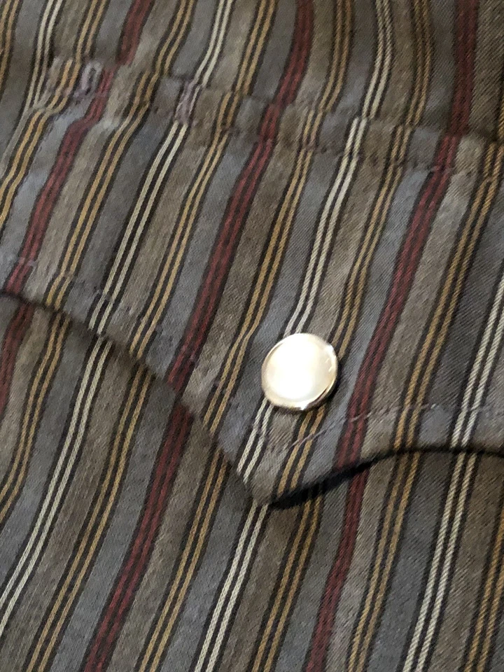 Vintage Outlaw Western Wear Masculino L/S Botão para Cima Pérola Snaps 2X Caudas Quadradas Grandes!! - Imagem 3 de 4