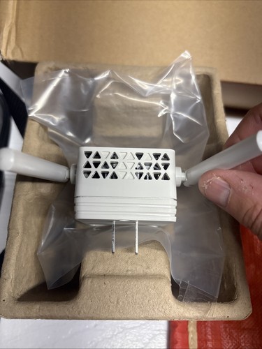 NETGEAR WiFi Range Extender AC750 EX3700, White USED - Afbeelding 5 van 12