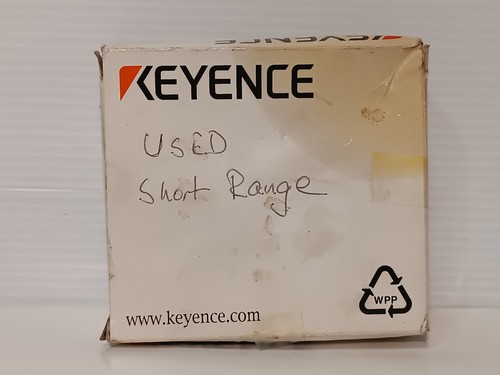 Keyence LR-ZB100CN Eigenständiger CMOS-Lasersensor 10-30VDC 450mW - Bild 7 von 13
