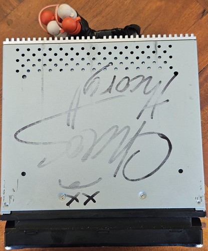 Sanyo Car WT-888Q 7" Screen DVD USB TV Radio Head Unit Untested *Rear Cables Cut - Picture 2 of 6