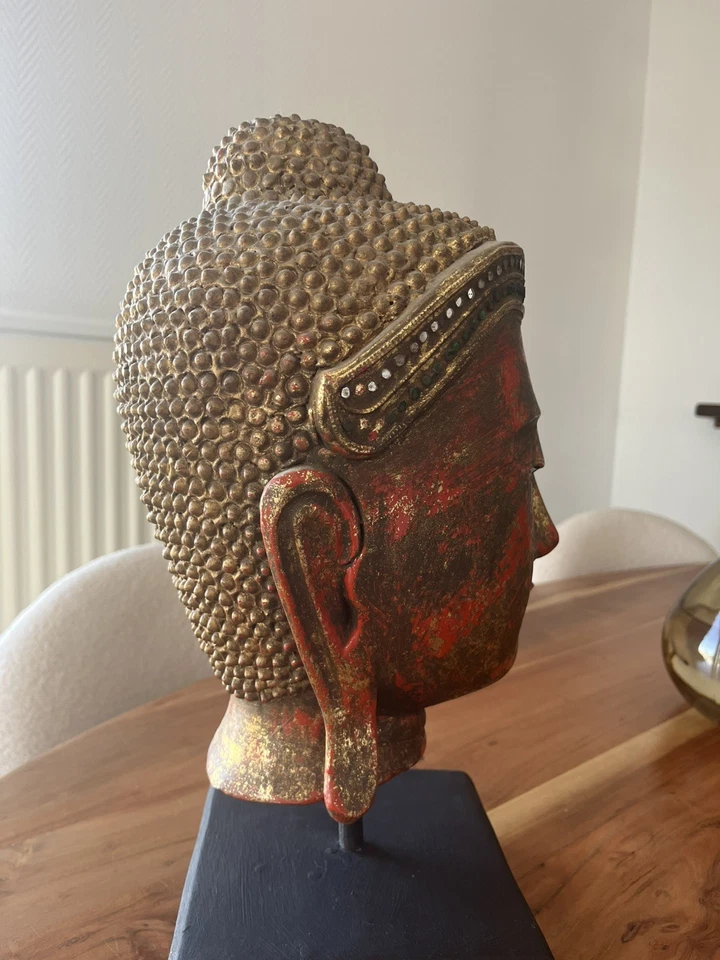 Tête de Bouddha en bois - Photo 1/4
