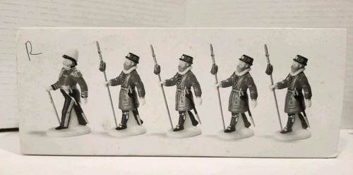 Departamento 56 Yeomen of the Guard Dickens' Village Series 58397 - Juego de 5 piezas #5201 - Imagen 1 de 9