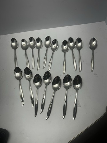 68 PIECE GORHAM STEGOR WAIKIKI STAINLESS MIXED FLATWARE LOT FORK SPOON KNIFE - Picture 12 of 15
