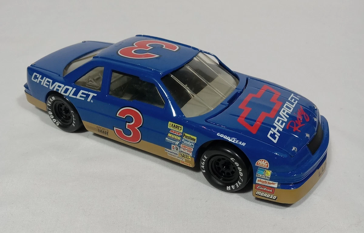 Revell Dale Earnhardt Diecast Racing Cars 1991 Vehicle Year for