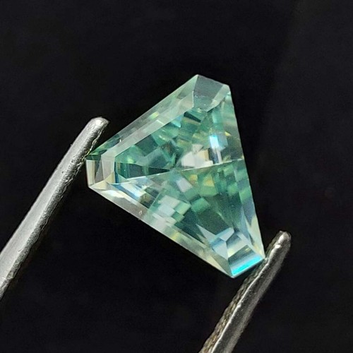 2.35 Cts Light Green Color Fancy Shape SI 1 Certified Moissanite B553 - Picture 8 of 10