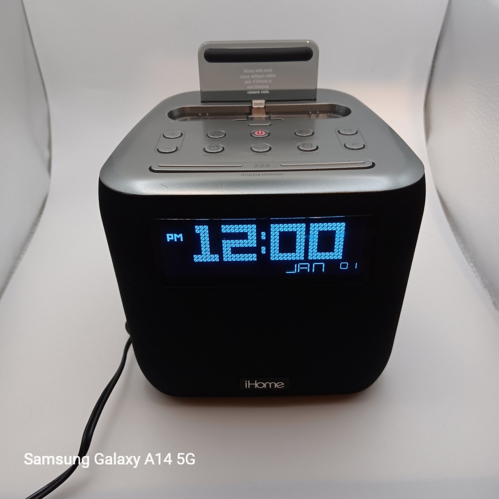 IHOME iPL24 Alarm Clock Radio Lightning Dock iPhone iPod Speaker Tested Works