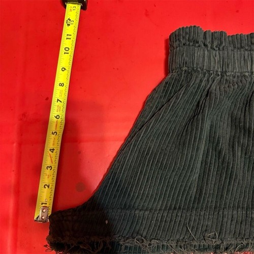 Urban Outfitters pantaloncino donna XS verde velluto a coste orlo sfilacciato - Foto 4 di 6
