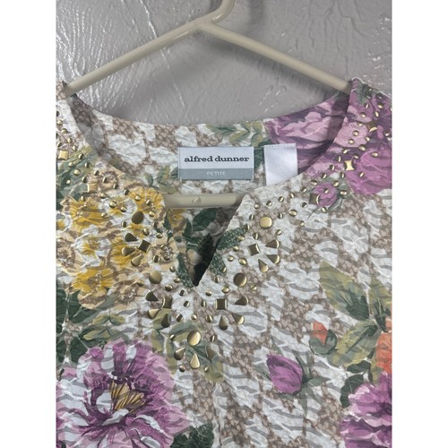 Alfred Dunner Top Floral Lined Studded Neckline 3/4 Sleeve Shirt Petite Size PS - Picture 2 of 5