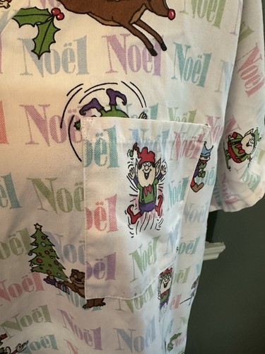 Women’s Simply Basic Christmas Noel Elves Scrub Top Large - Picture 3 of 5