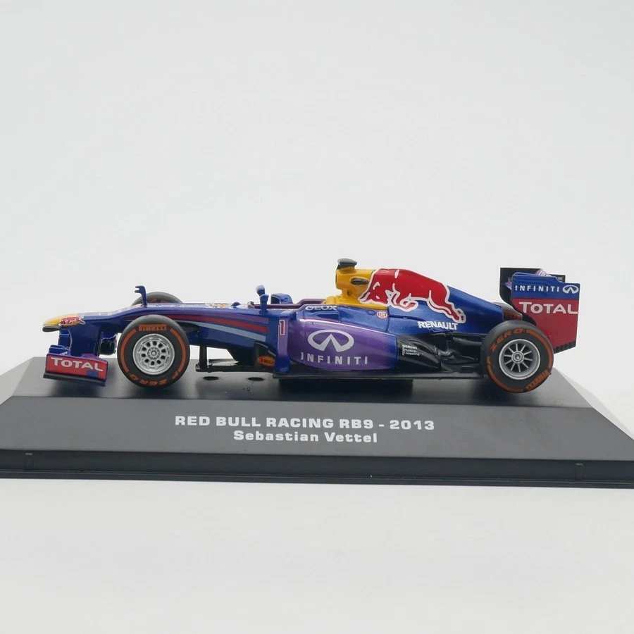 ixo 1:43 F1 Cars RED BULL RACING RB9 2013 Sebastian Vettel Diecast Car Model - Image 2 of 4