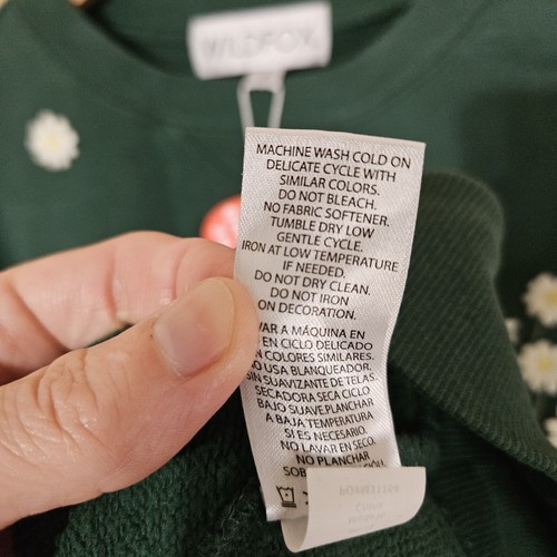 Wildfox Green Cabins and Cocktails Flower Embroidered Sweatshirt Womens Sz S Nwt - Picture 14 of 17