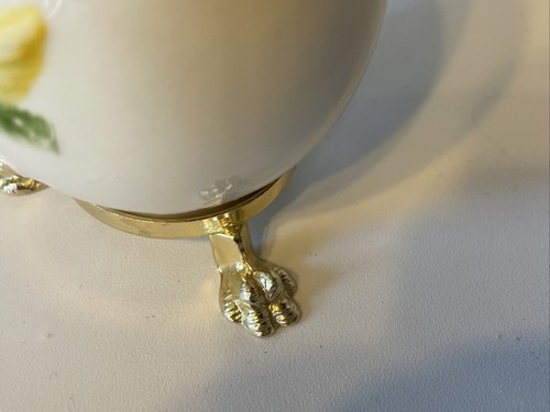 Vintage Goebel Porcelain Easter Egg On Gold Metal Stand Easter Duck Design 1985 - Picture 7 of 10