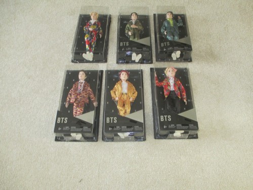 Juego de 6 muñecas vintage Mattel BTS Idol nuevas - Imagen 1 de 9