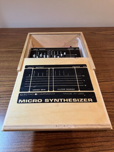 Vintage Electro Harmonix Micro Synthesizer Effects Pedal Late 1990’s Wooden Box - Picture 3 of 9