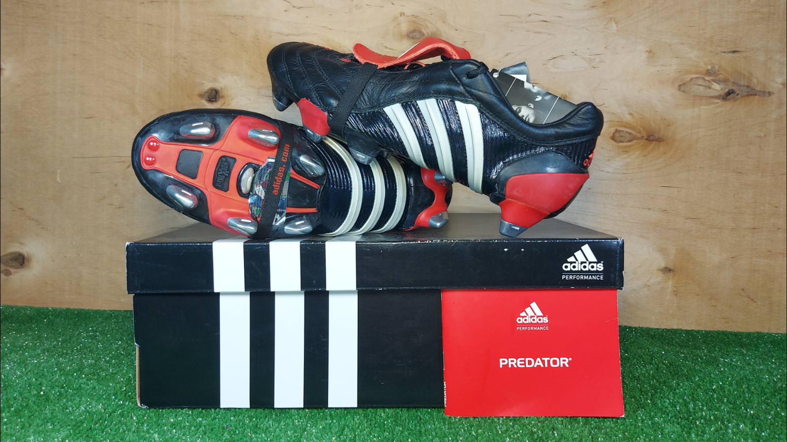 Купить Adidas Predator Pulse SG Pro 