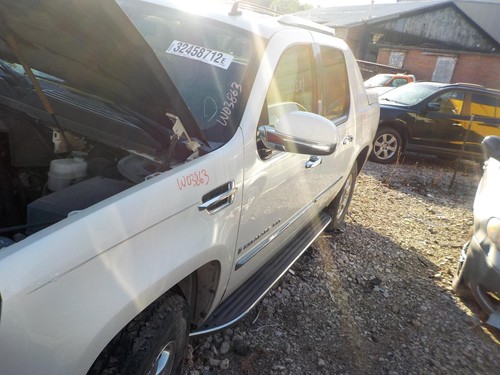 Used Front Left Door fits: 2007 Cadillac Escalade ext Front Left Grade B - Picture 6 of 24