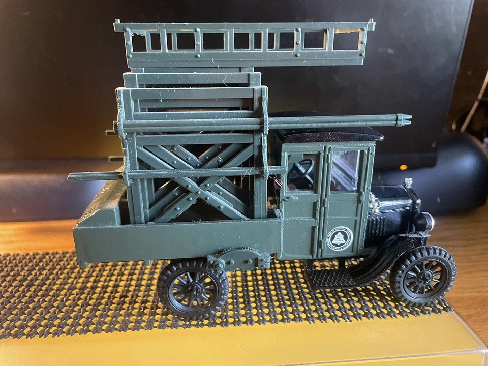 Yorkshire Co. 1927 Model TT Ford Bell Telephone Cherry Picker Truck 1:25 USED - Image 3 of 4