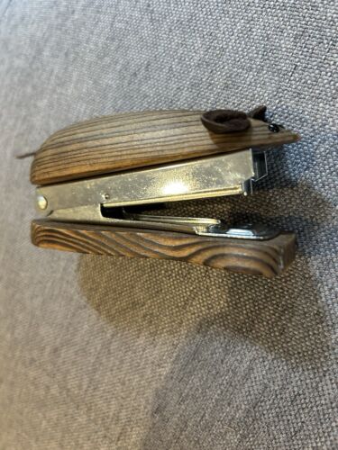 Vintage Wooden Mouse Handmade Small Stapler Japan MCM Works - Picture 12 of 12