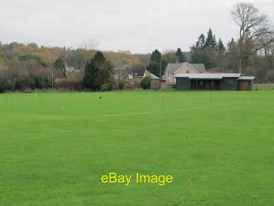 Foto 12x8 Parkend Cricket Club Kricketplatz und Pavillon am Parkend. c2010