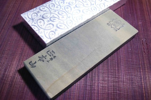 Japanese Natural Whetstone Umajiyama Hard Namito 548g from Kyoto Japan