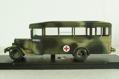 Zis-8 medical, camouflage, military airborne, khaki, Miniclassic 1:43 - Picture 3 of 9