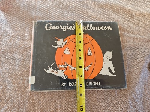 Georgie's Halloween by Robert Bright, Troll Book Clubs