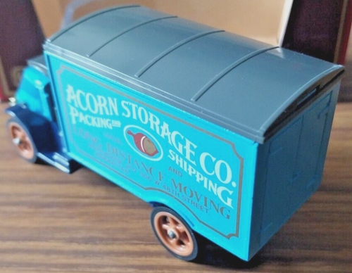 MATCHBOX models of Yesteryear Y30 1920 Model AC Mack blue Acorn Storage truck - Picture 4 of 7